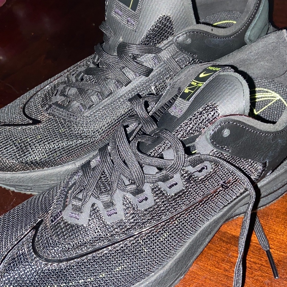 Slightly Used Womens Double-Stack Runners By Nike - image 3